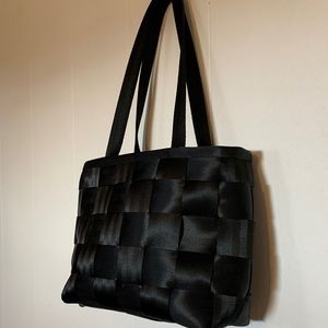 Harvey’s Seatbelt Bag - Large